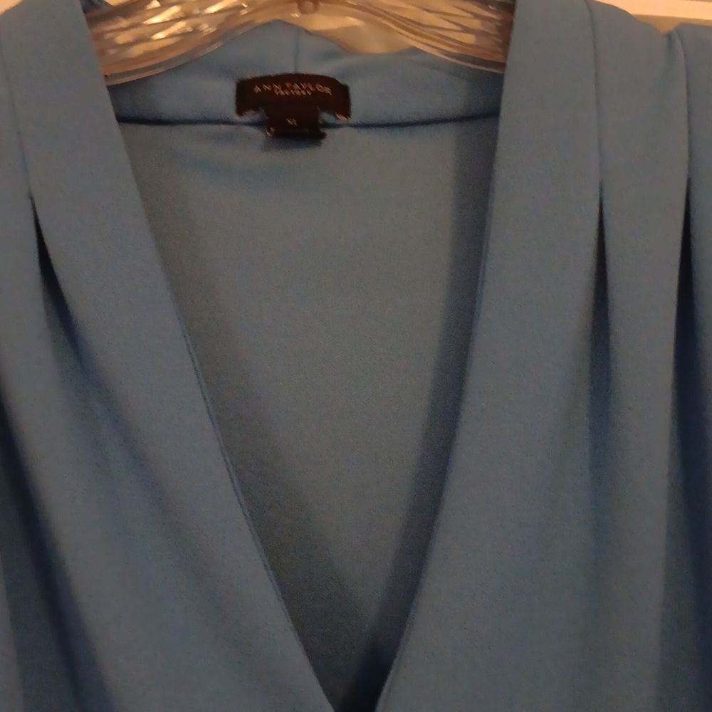 Top - Picture 5 of 7